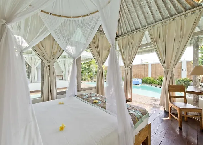 Villa Laksmana Hideaway 2 - Surrounded By Water- 2bd With Fantastic Pool! *