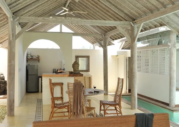Laksmana Hideaway 2 - Surrounded By Water- 2bd With Fantastic Pool! Seminyak