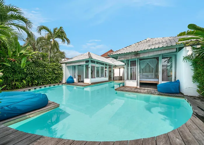 Laksmana Hideaway 2 - Surrounded By Water- 2bd With Fantastic Pool! Villa