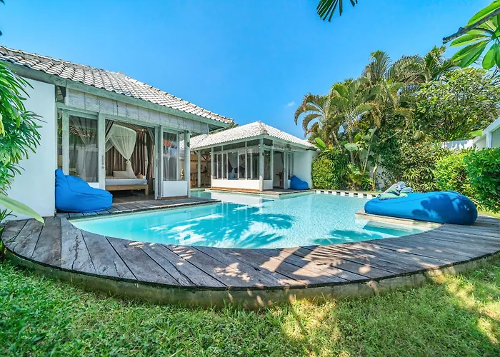 Villa Laksmana Hideaway 2 - Surrounded By Water- 2bd With Fantastic Pool! *