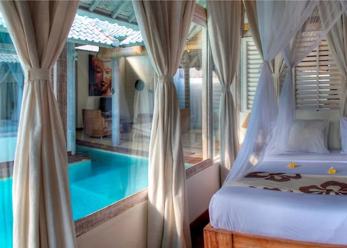 Laksmana Hideaway 2 - Surrounded By Water- 2bd With Fantastic Pool! Seminyak