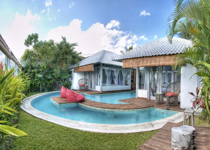 Laksmana Hideaway 2 - Surrounded By Water- 2bd With Fantastic Pool! Villa *
